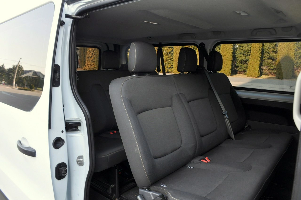 Renault Trafic - Zdjęcie 24