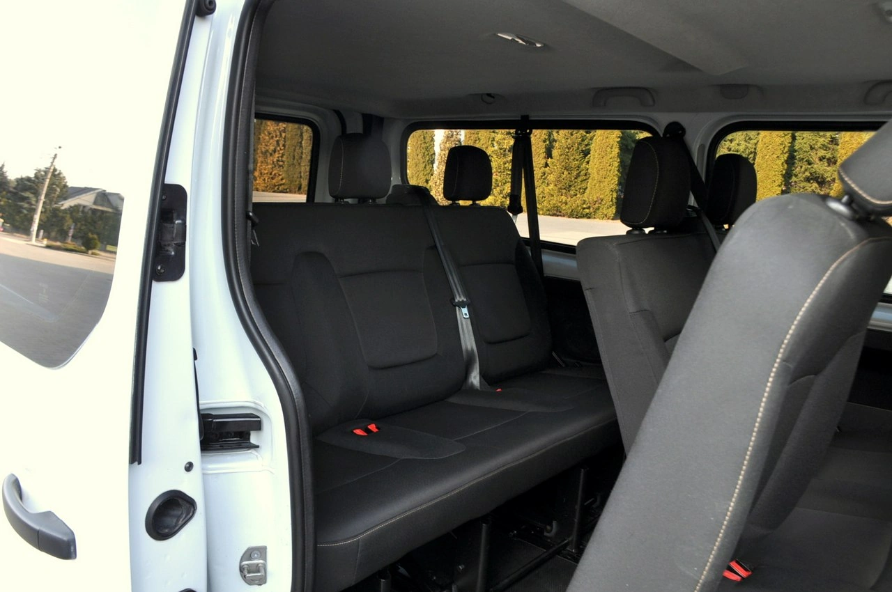 Renault Trafic - Zdjęcie 25