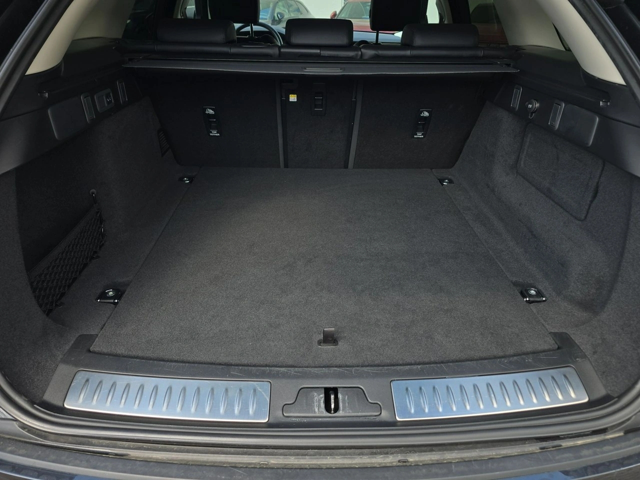 Land Rover Range Rover Velar - Zdjęcie 14