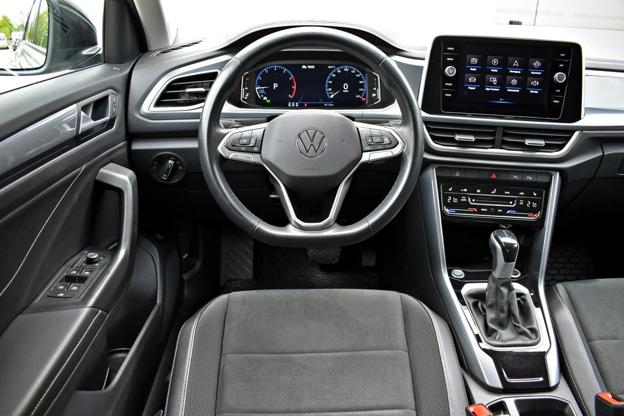 Volkswagen T-Roc - Zdjęcie 12