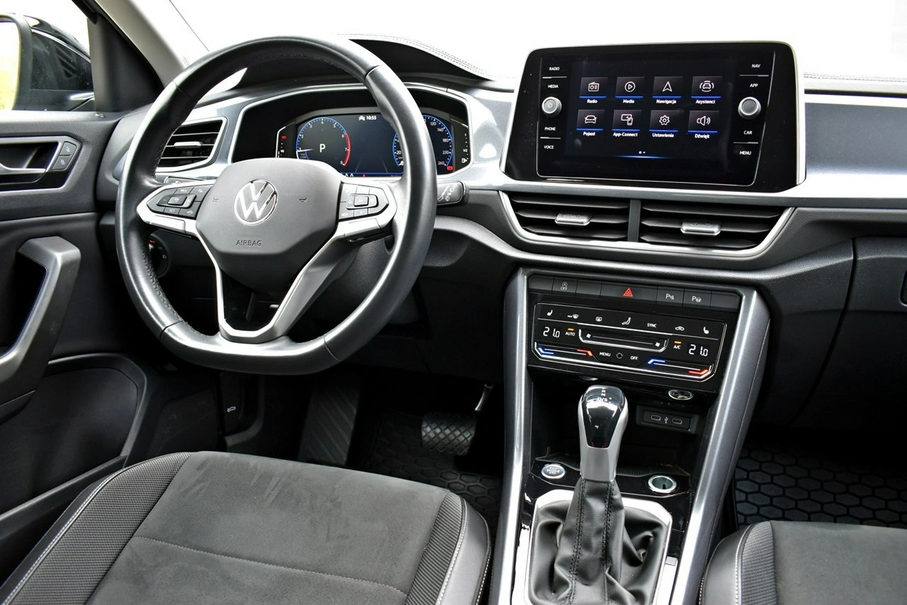 Volkswagen T-Roc - Zdjęcie 15