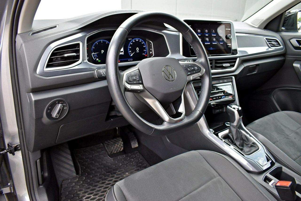 Volkswagen T-Roc - Zdjęcie 8