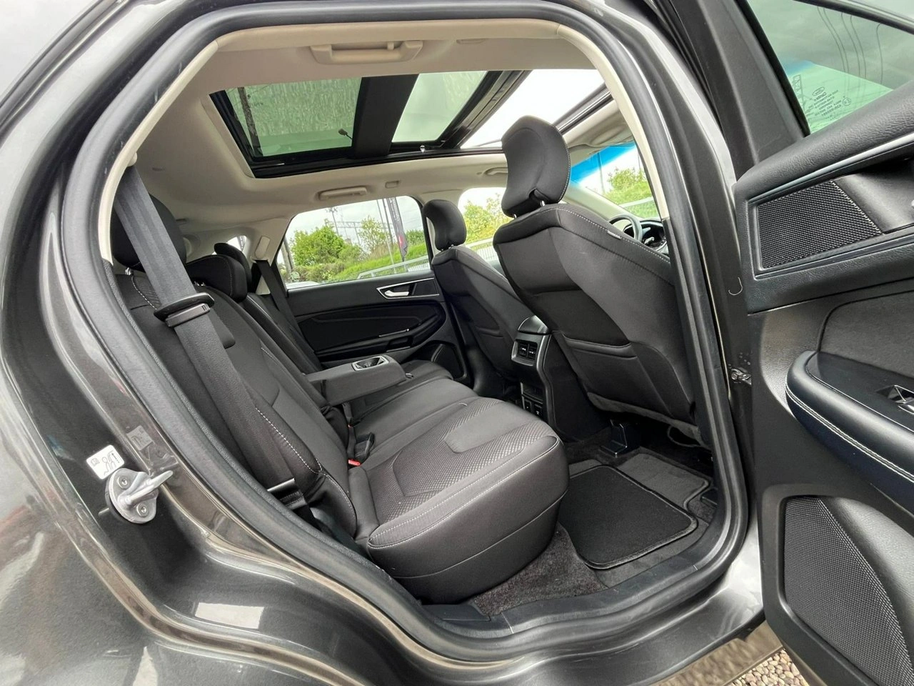 Ford Edge - Zdjęcie 8