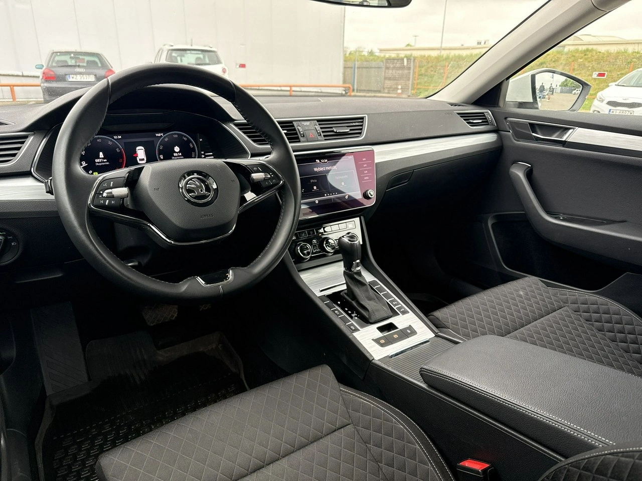 Skoda Superb - Zdjęcie 12