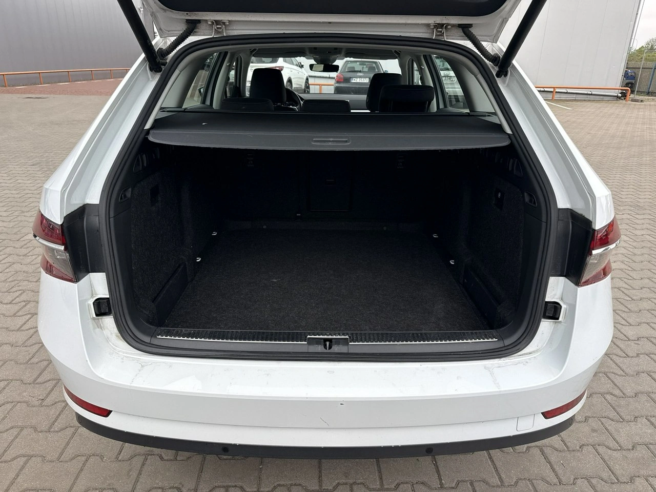 Skoda Superb - Zdjęcie 15