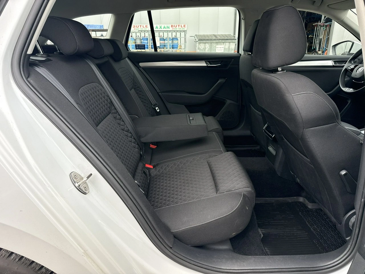 Skoda Superb - Zdjęcie 18