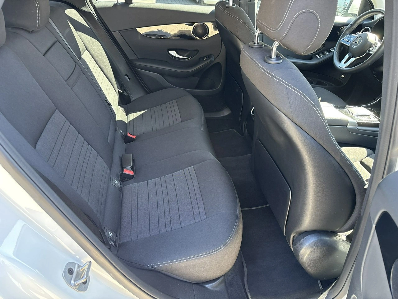 Mercedes GLC 200 - Zdjęcie 16