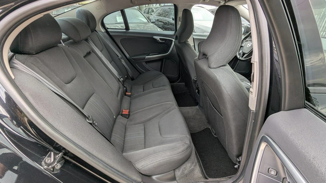 Volvo S60 - Zdjęcie 17