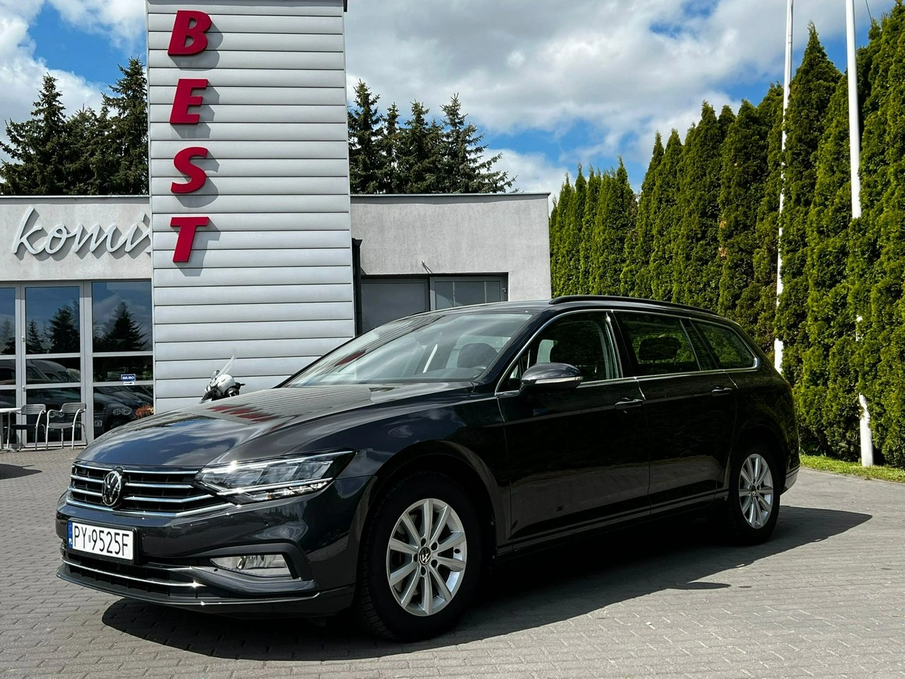 Volkswagen Passat - Główne zdjęcie