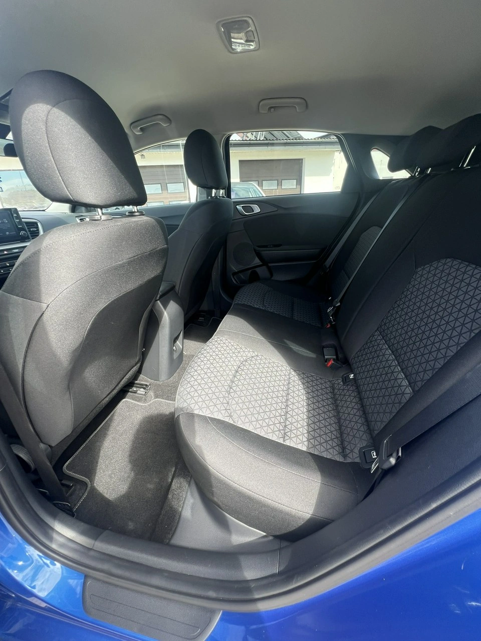 Kia Ceed - Zdjęcie 8