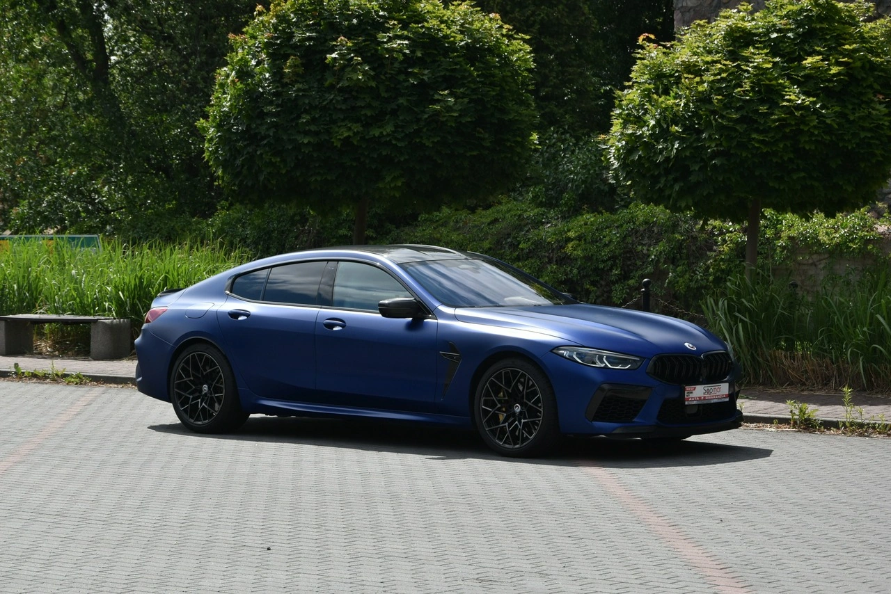 BMW M8 - Zdjęcie 2