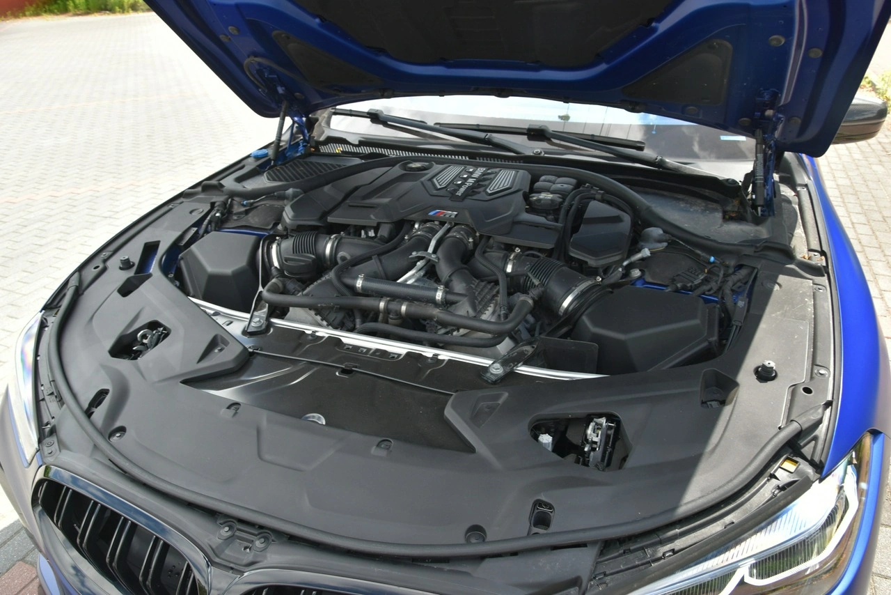 BMW M8 - Zdjęcie 34