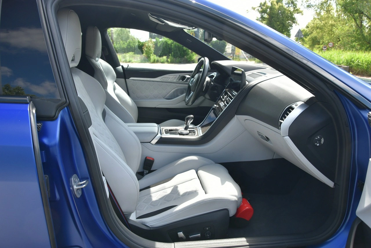 BMW M8 - Zdjęcie 35