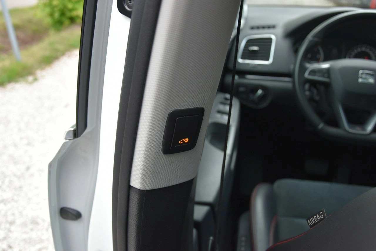 Seat Alhambra - Zdjęcie 16