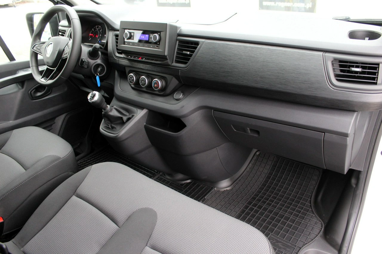 Renault Trafic - Zdjęcie 11