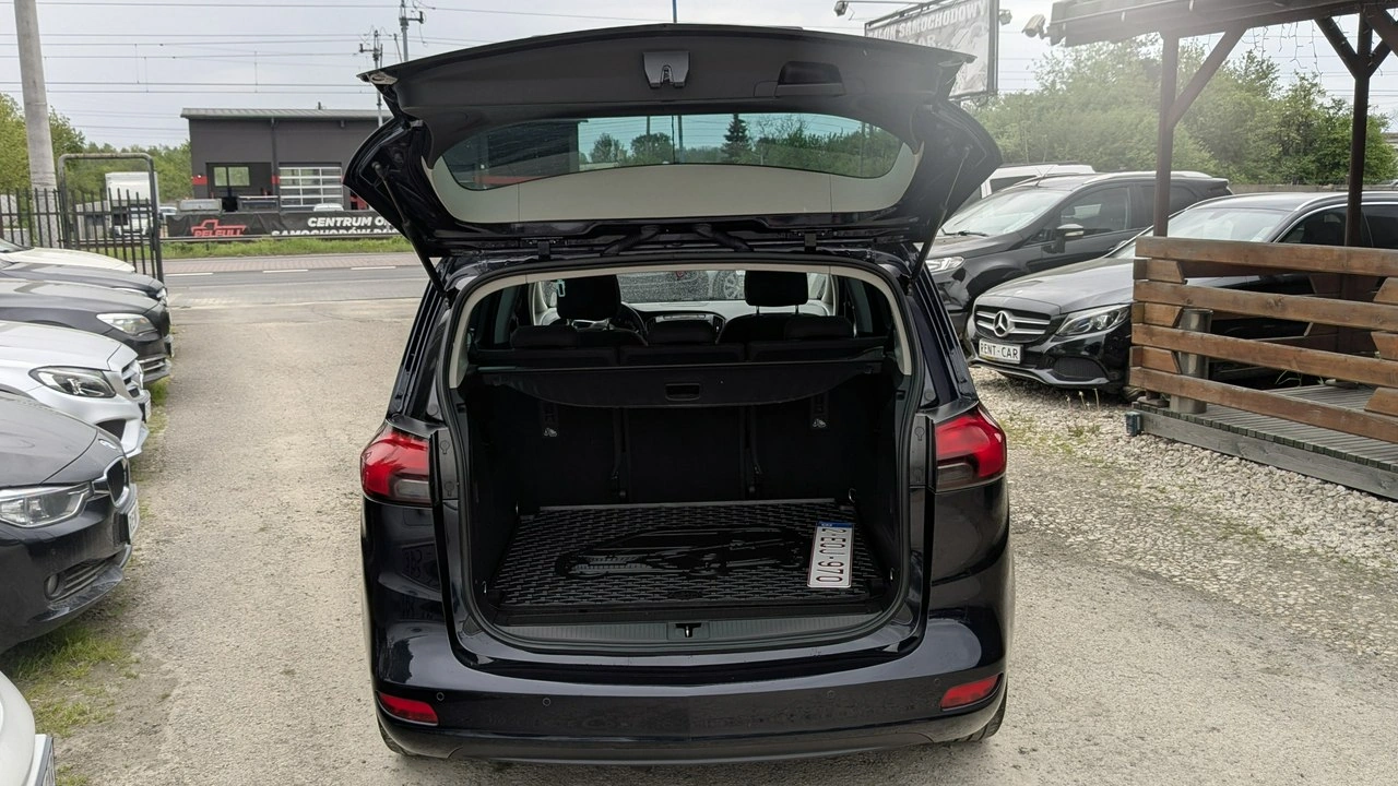 Opel Zafira - Zdjęcie 35