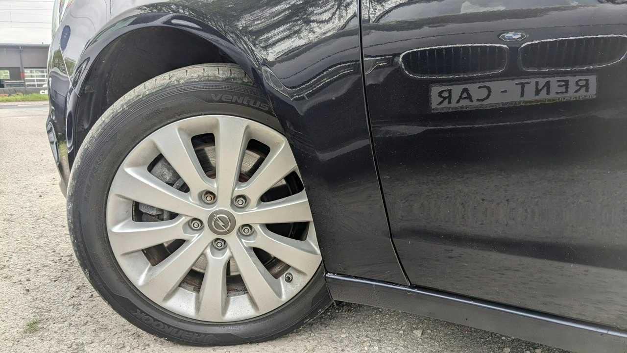 Opel Zafira - Zdjęcie 40