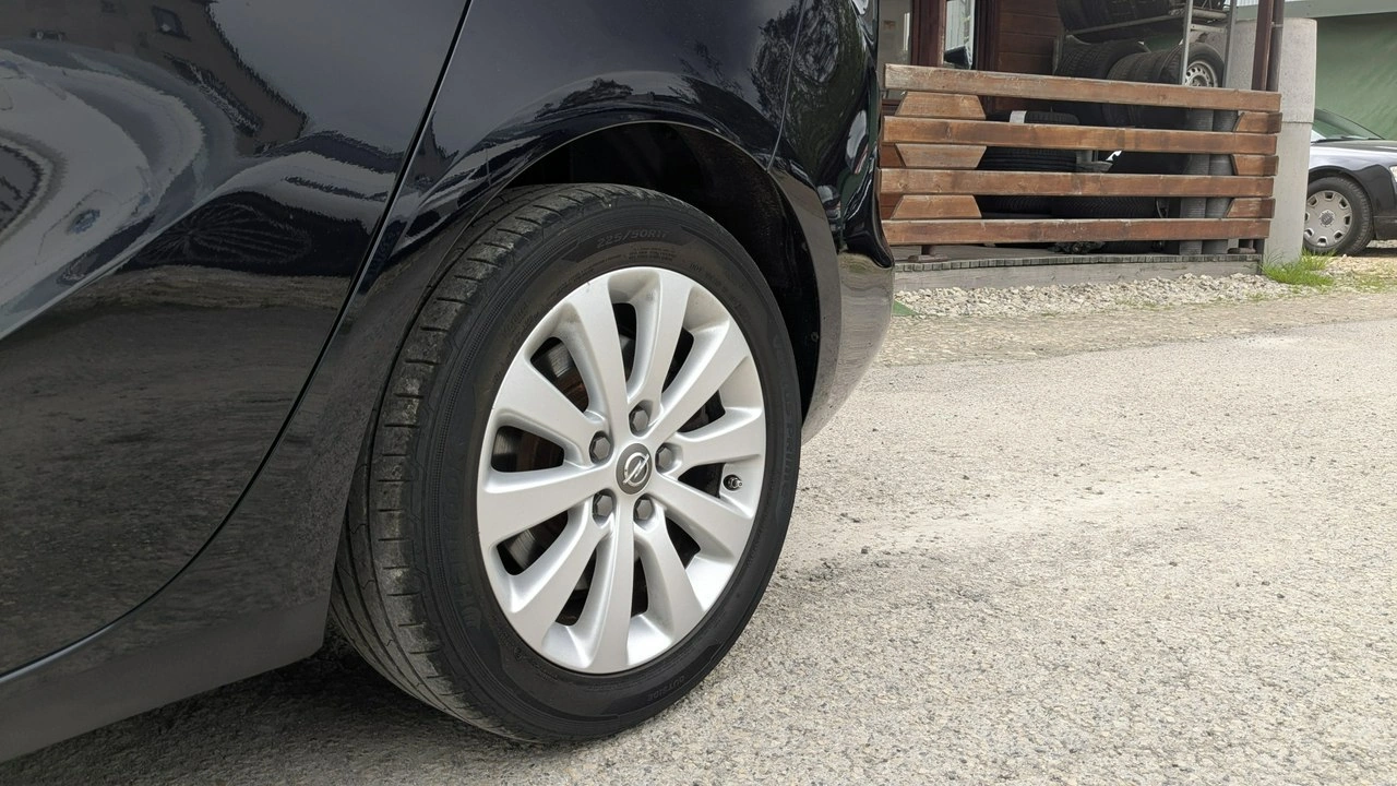 Opel Zafira - Zdjęcie 41