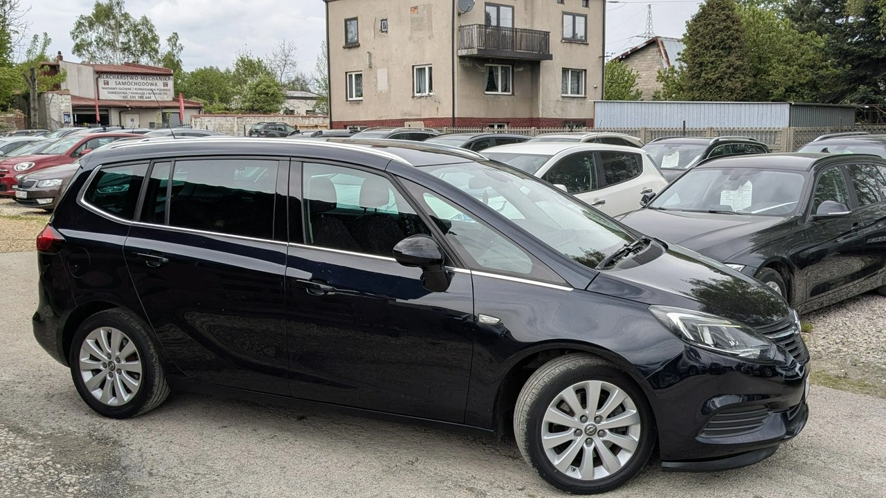 Opel Zafira - Zdjęcie 6