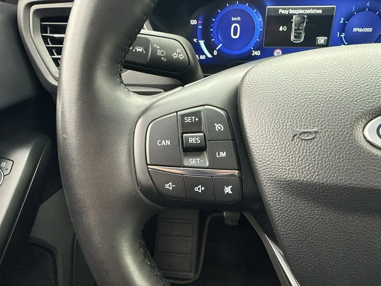 Ford Focus - Zdjęcie 11