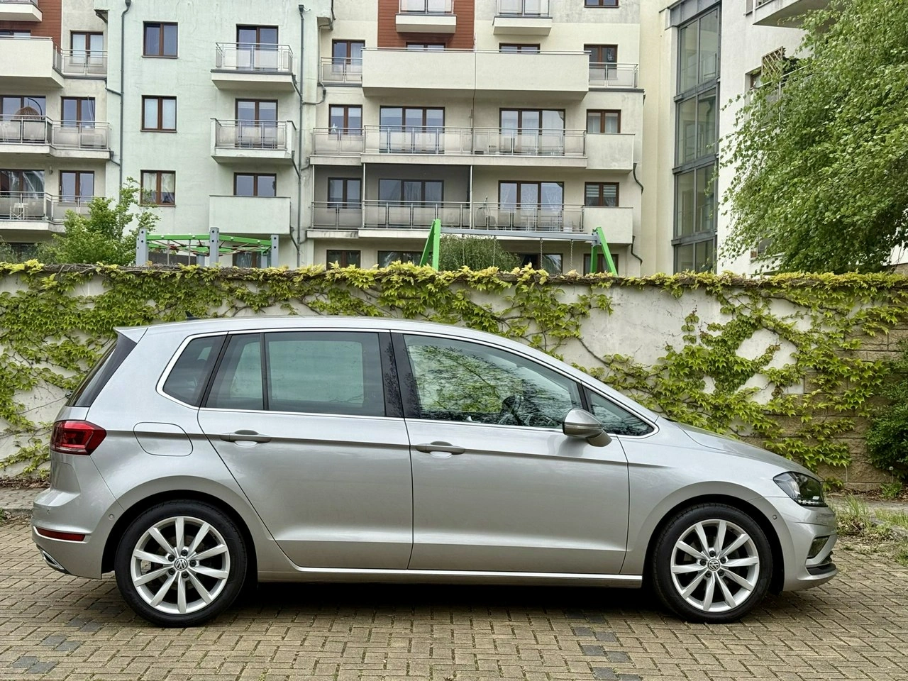 Volkswagen Golf Sportsvan - Zdjęcie 12