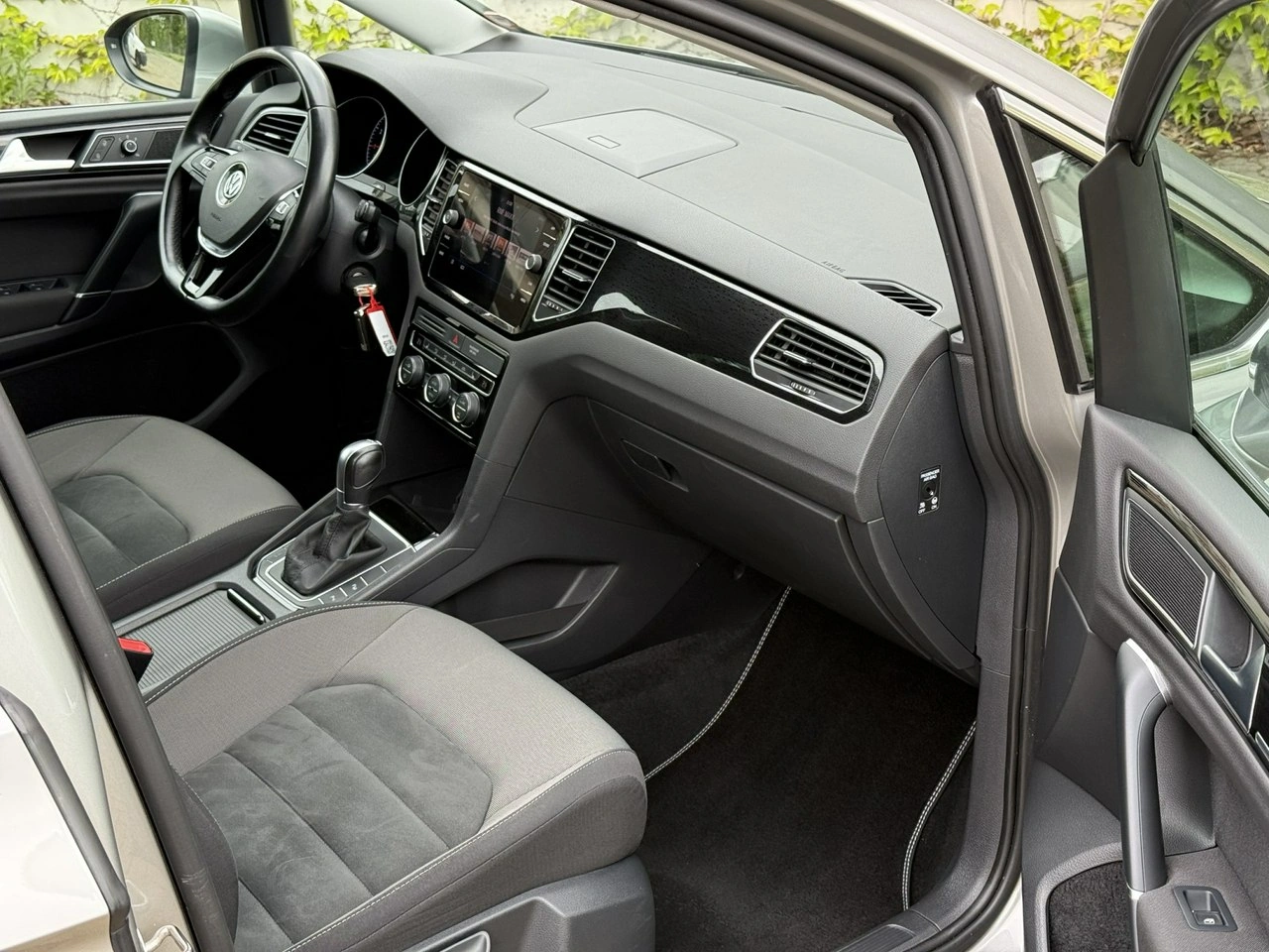 Volkswagen Golf Sportsvan - Zdjęcie 6