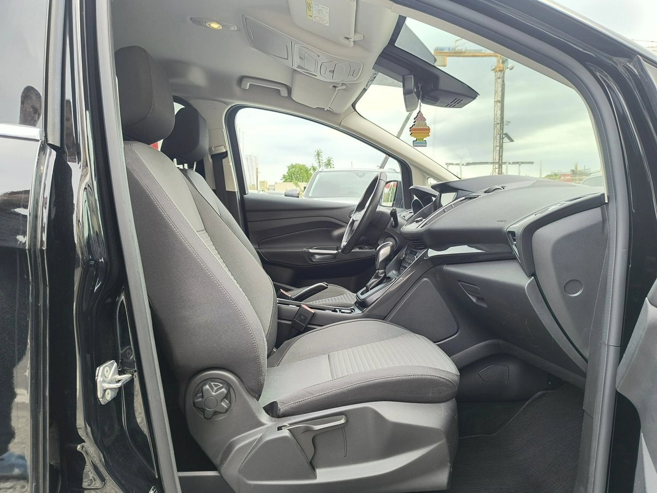Ford Grand C-MAX - Zdjęcie 13