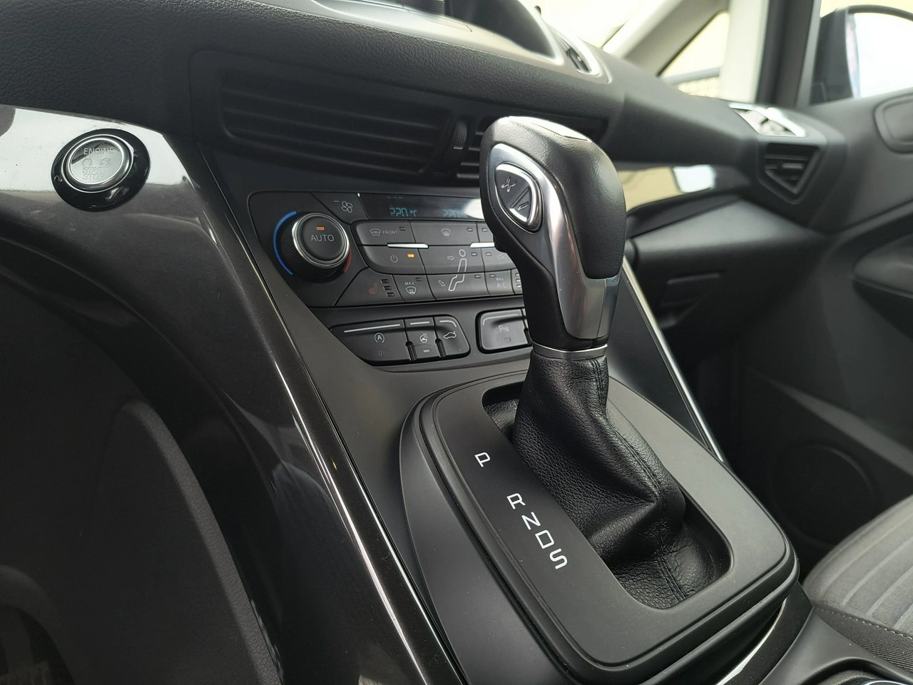 Ford Grand C-MAX - Zdjęcie 19