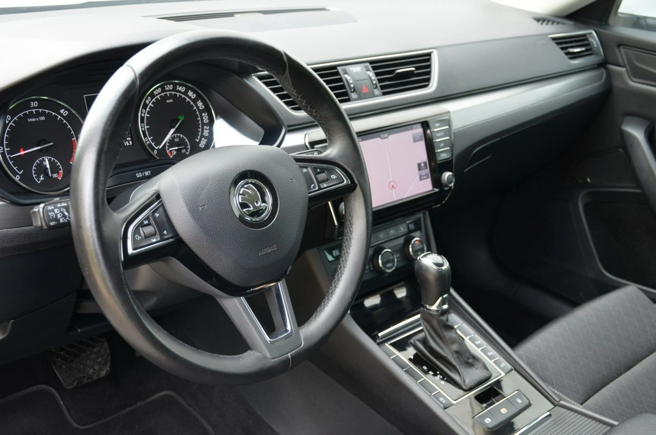 Skoda Superb - Zdjęcie 22