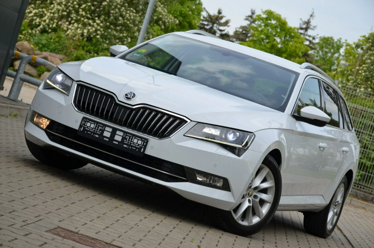 Skoda Superb - Zdjęcie 38