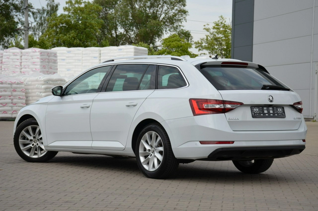 Skoda Superb - Zdjęcie 5