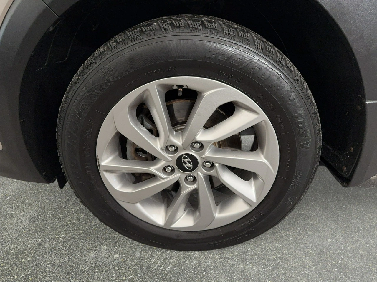 Hyundai Tucson - Zdjęcie 8