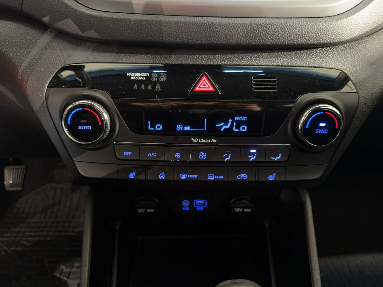 Hyundai Tucson - Zdjęcie 23