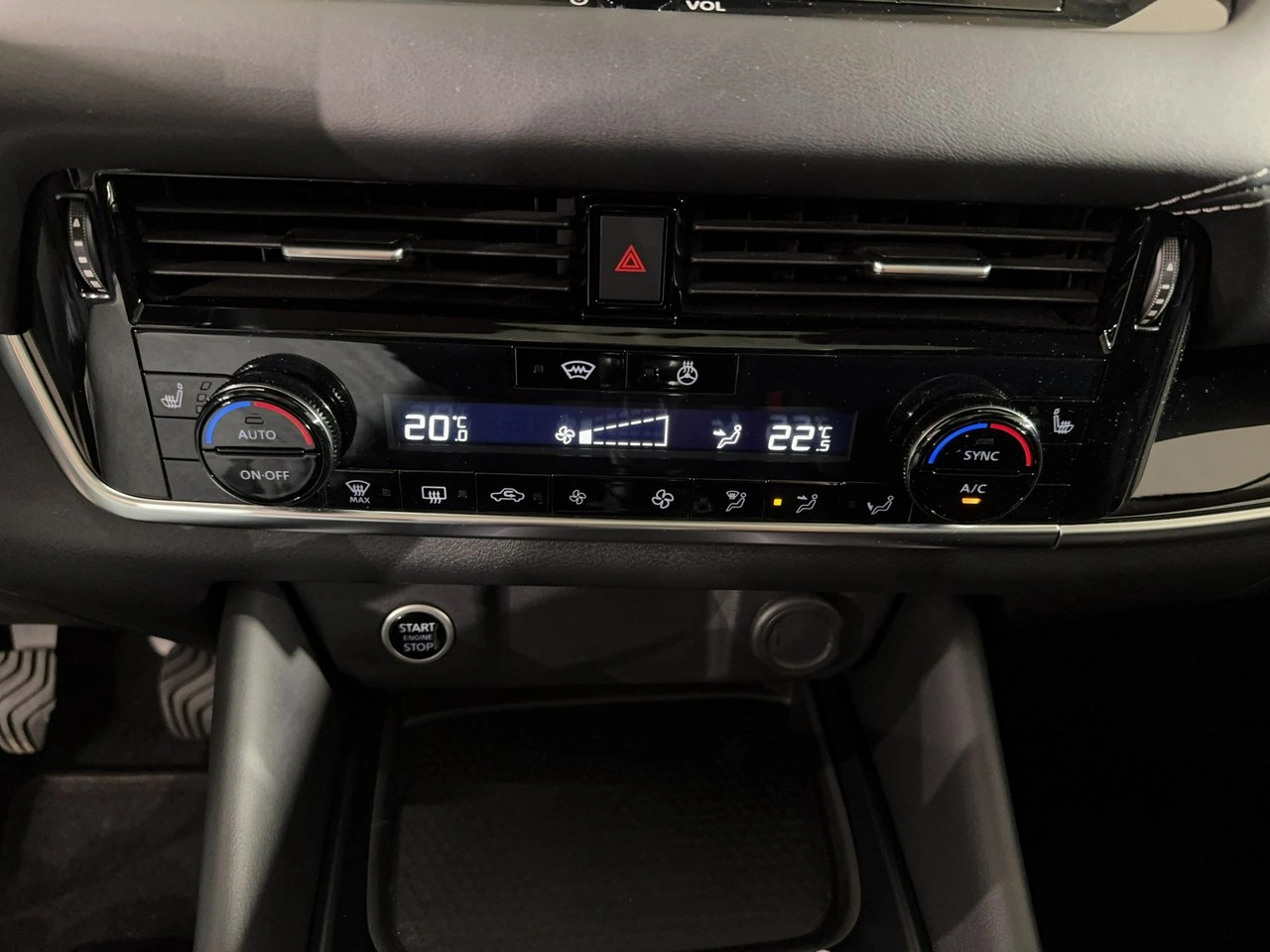Nissan Qashqai - Zdjęcie 30
