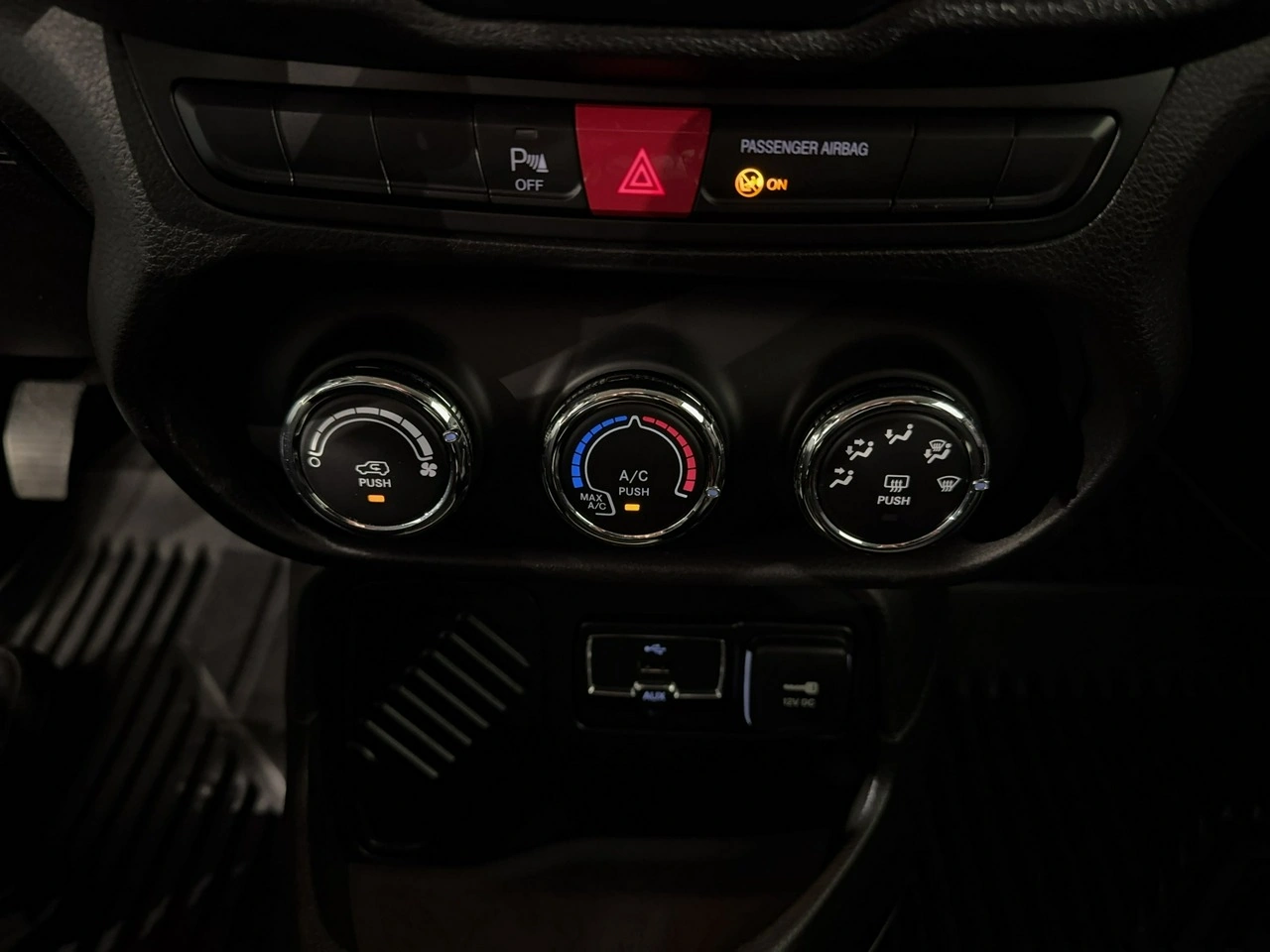 Jeep Renegade - Zdjęcie 18