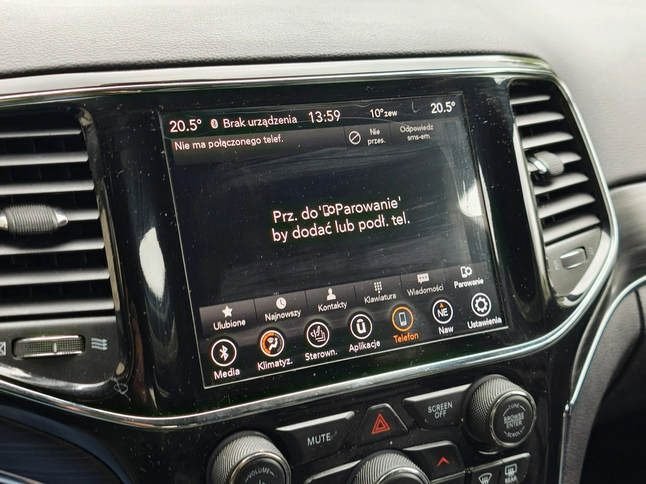 Jeep Grand Cherokee - Zdjęcie 20
