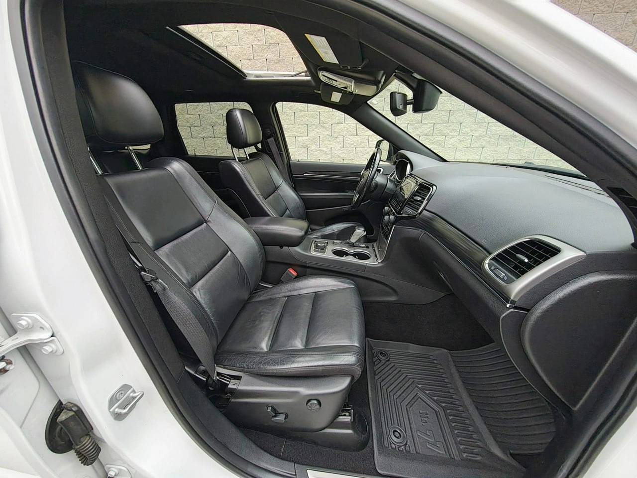 Jeep Grand Cherokee - Zdjęcie 26