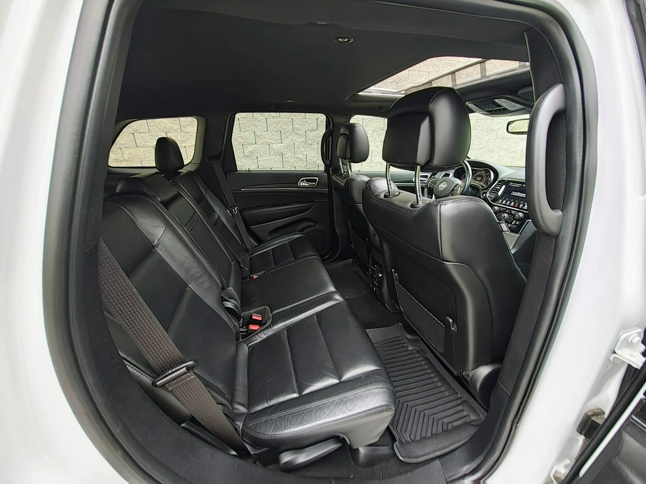 Jeep Grand Cherokee - Zdjęcie 28