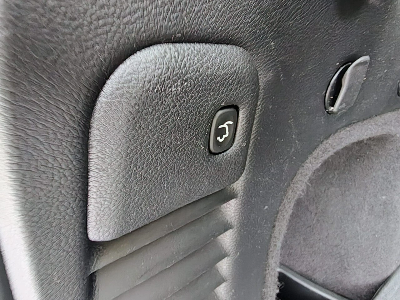 Jeep Grand Cherokee - Zdjęcie 29