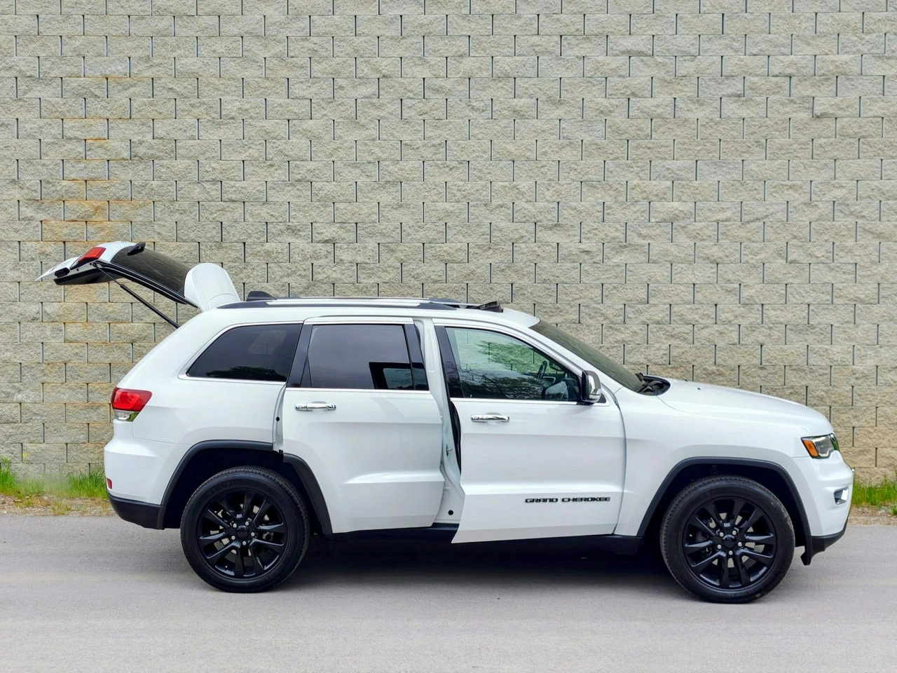 Jeep Grand Cherokee - Zdjęcie 8