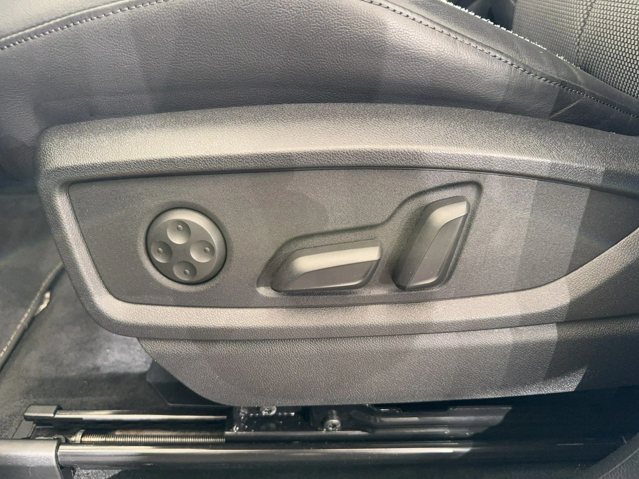 Audi Q5 - Zdjęcie 12