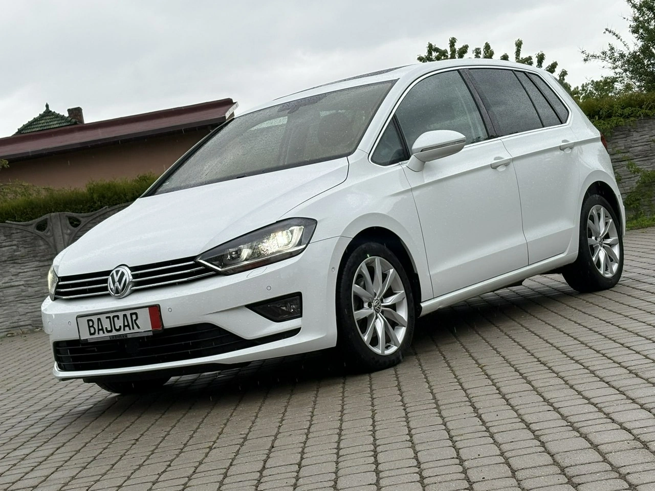 Volkswagen Golf Sportsvan - Zdjęcie 2
