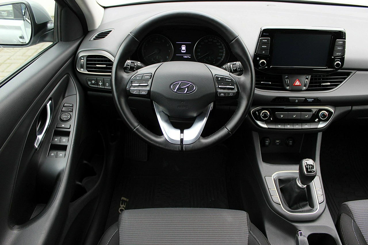 Hyundai i30 - Zdjęcie 8
