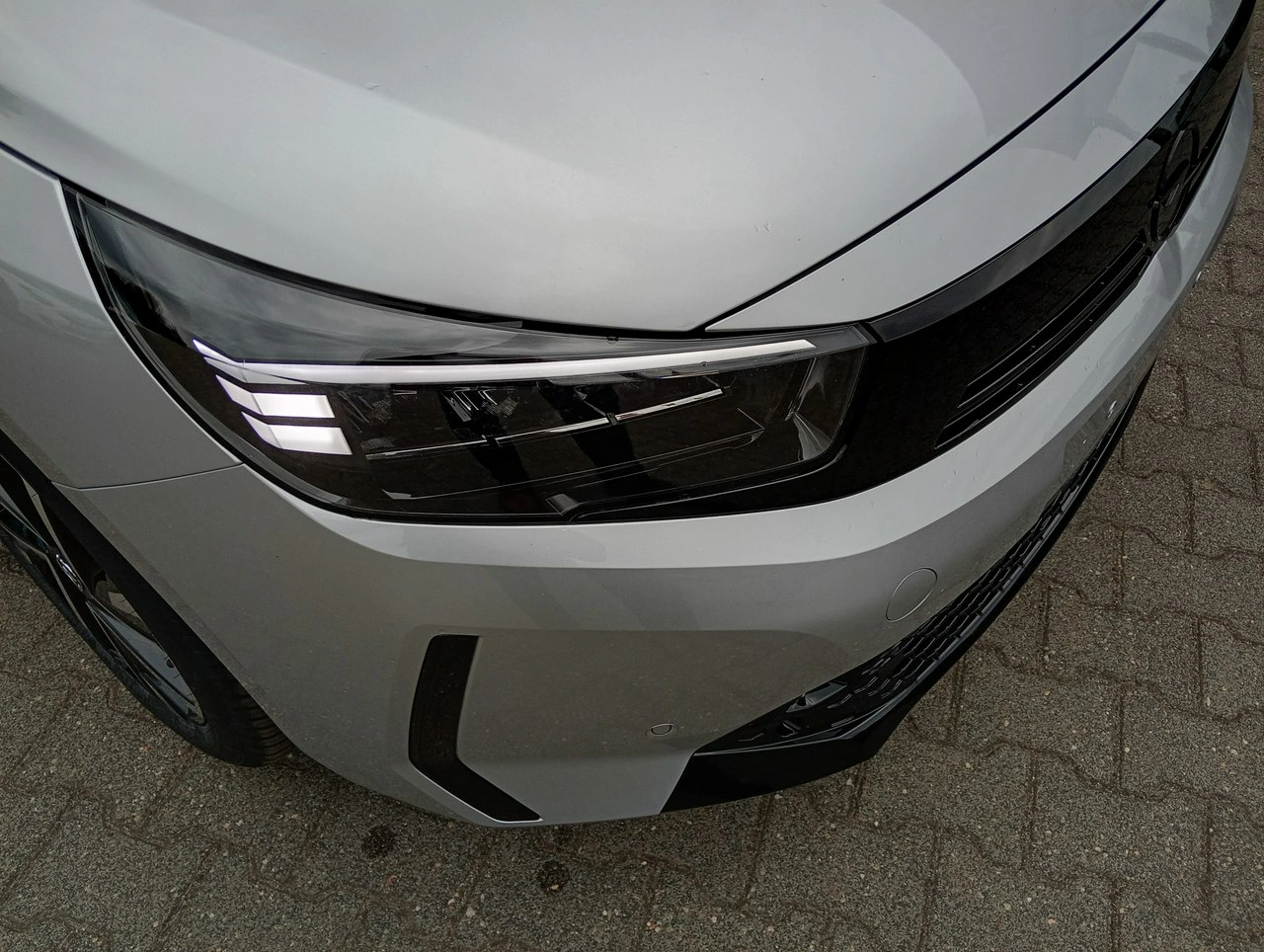 Opel Corsa - Zdjęcie 9
