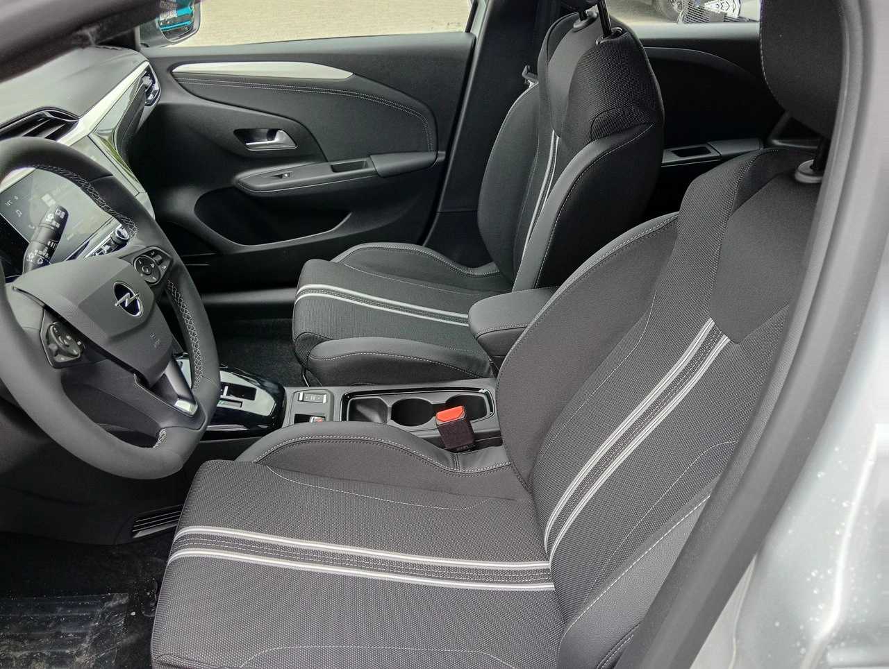 Opel Corsa - Zdjęcie 13