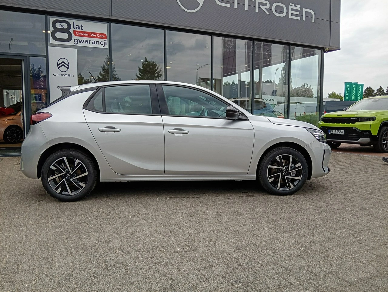 Opel Corsa - Zdjęcie 8