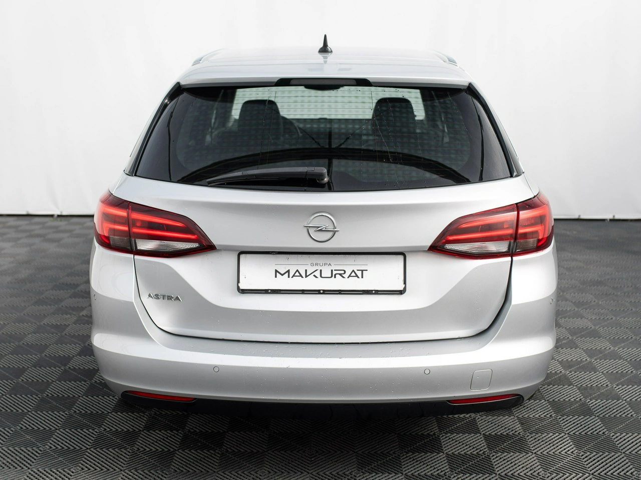 Opel Astra - Zdjęcie 9
