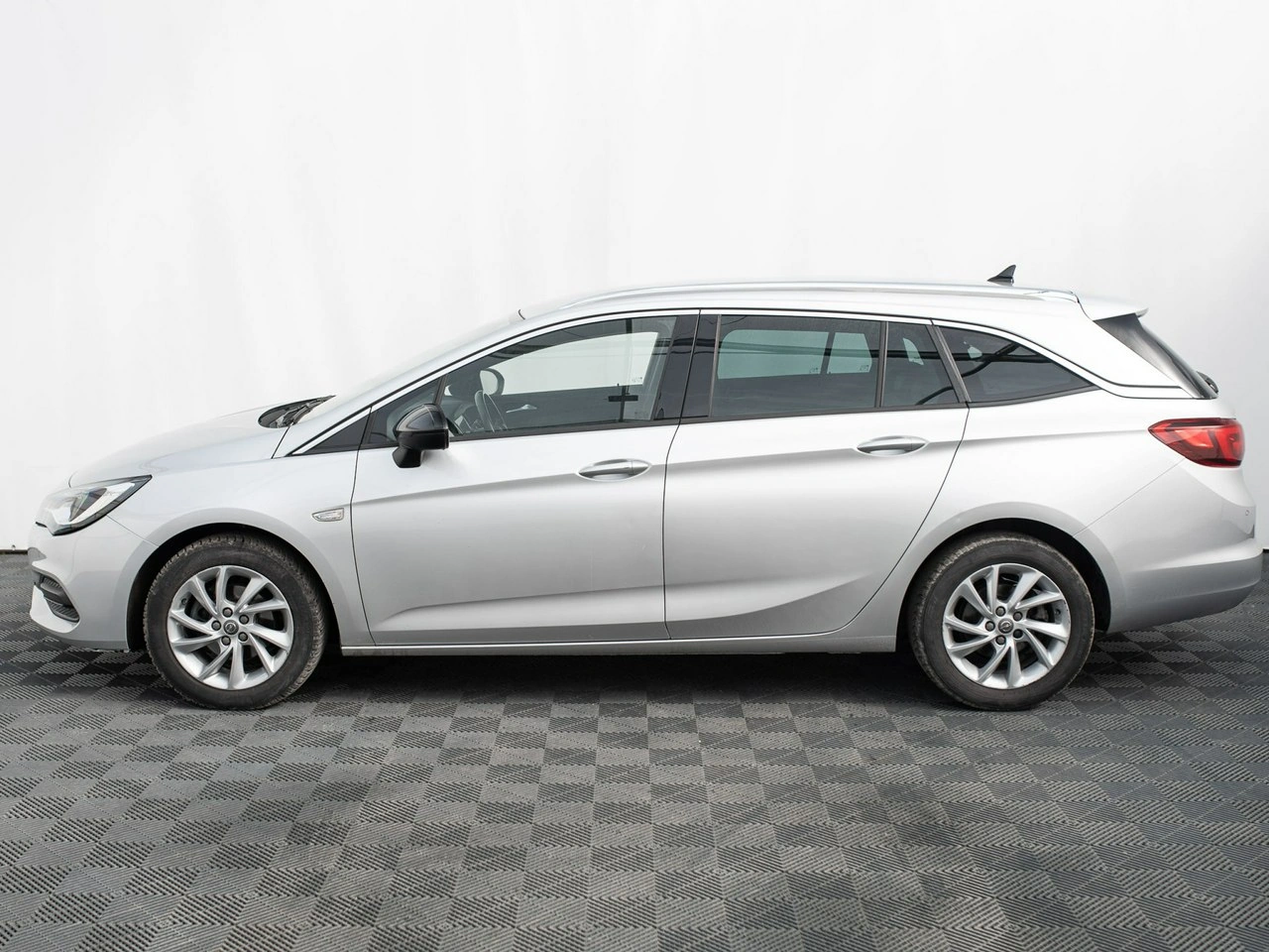 Opel Astra - Zdjęcie 8