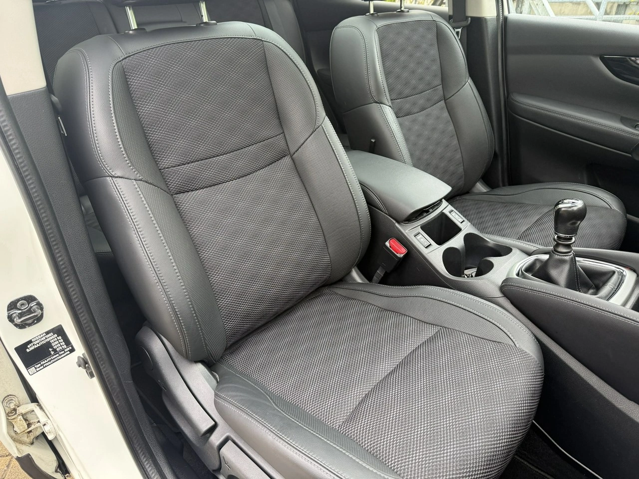 Nissan Qashqai - Zdjęcie 7