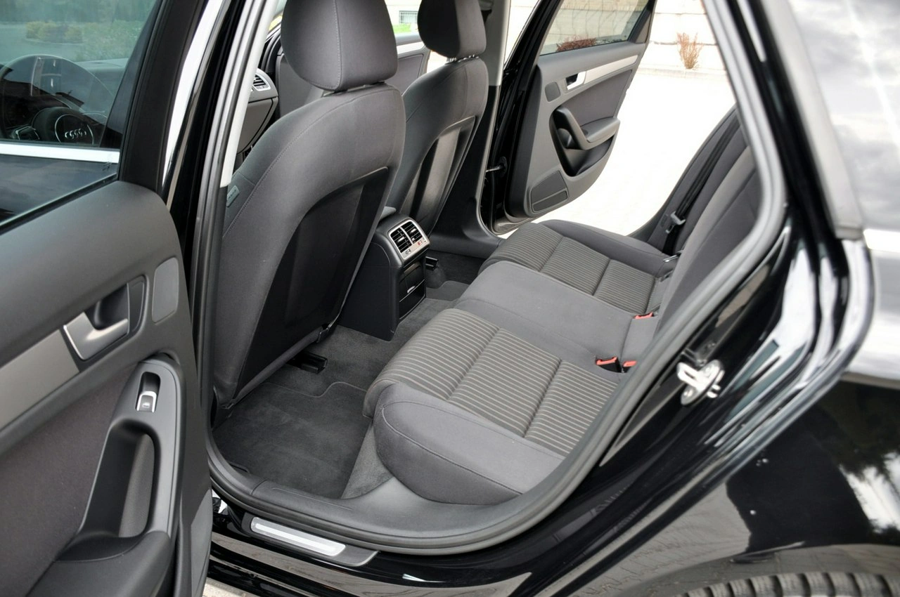 Audi A4 - Zdjęcie 19